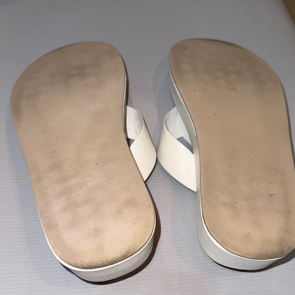 Seychelles Cream Platform Thong Sandals - Picture 5 of 7